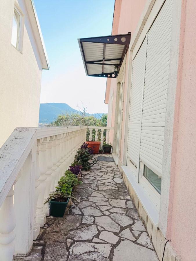 Appartamento Poseidon House Mostar Esterno foto